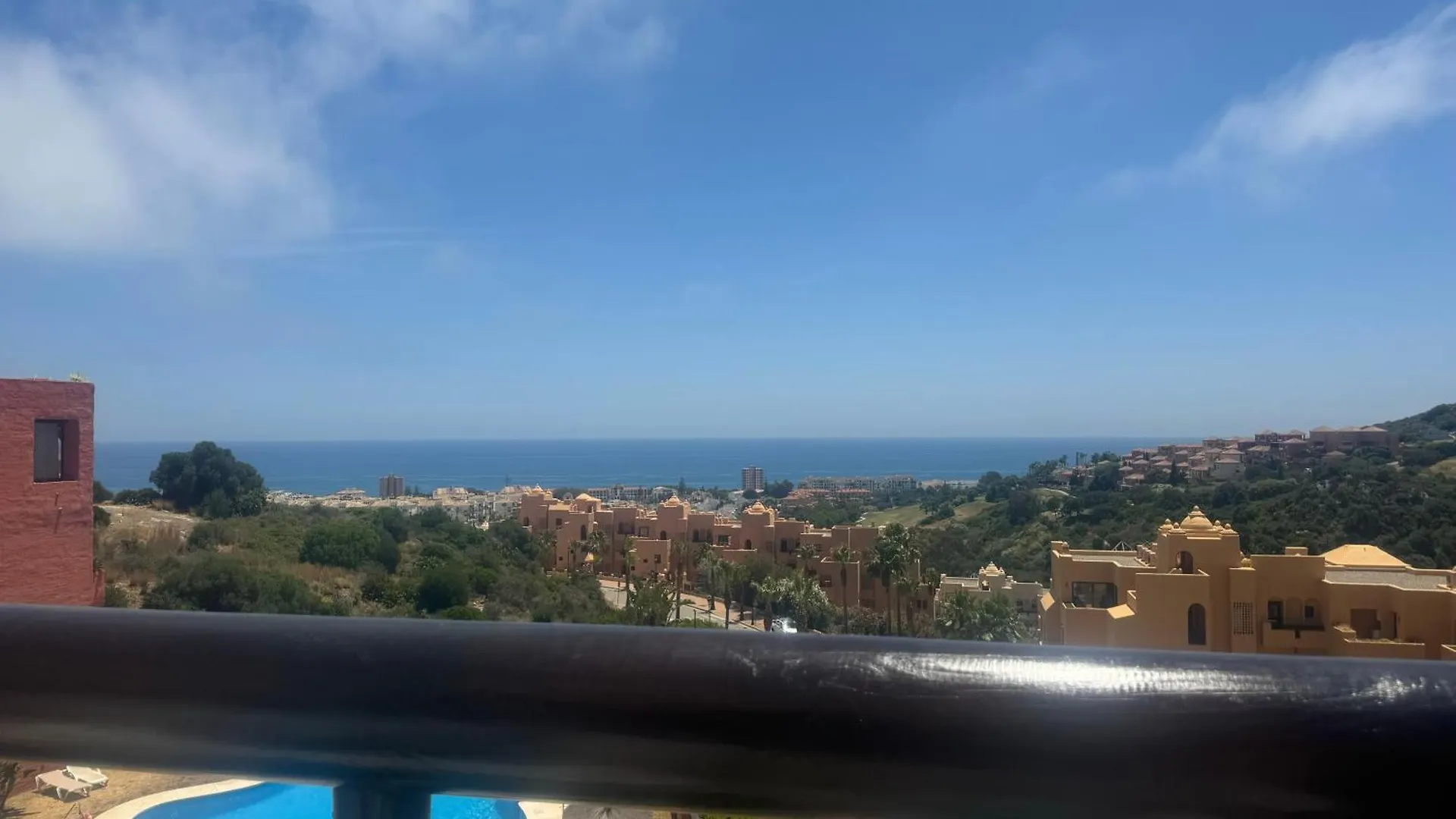 Sea View & Sea Breeze Apartment Manilva